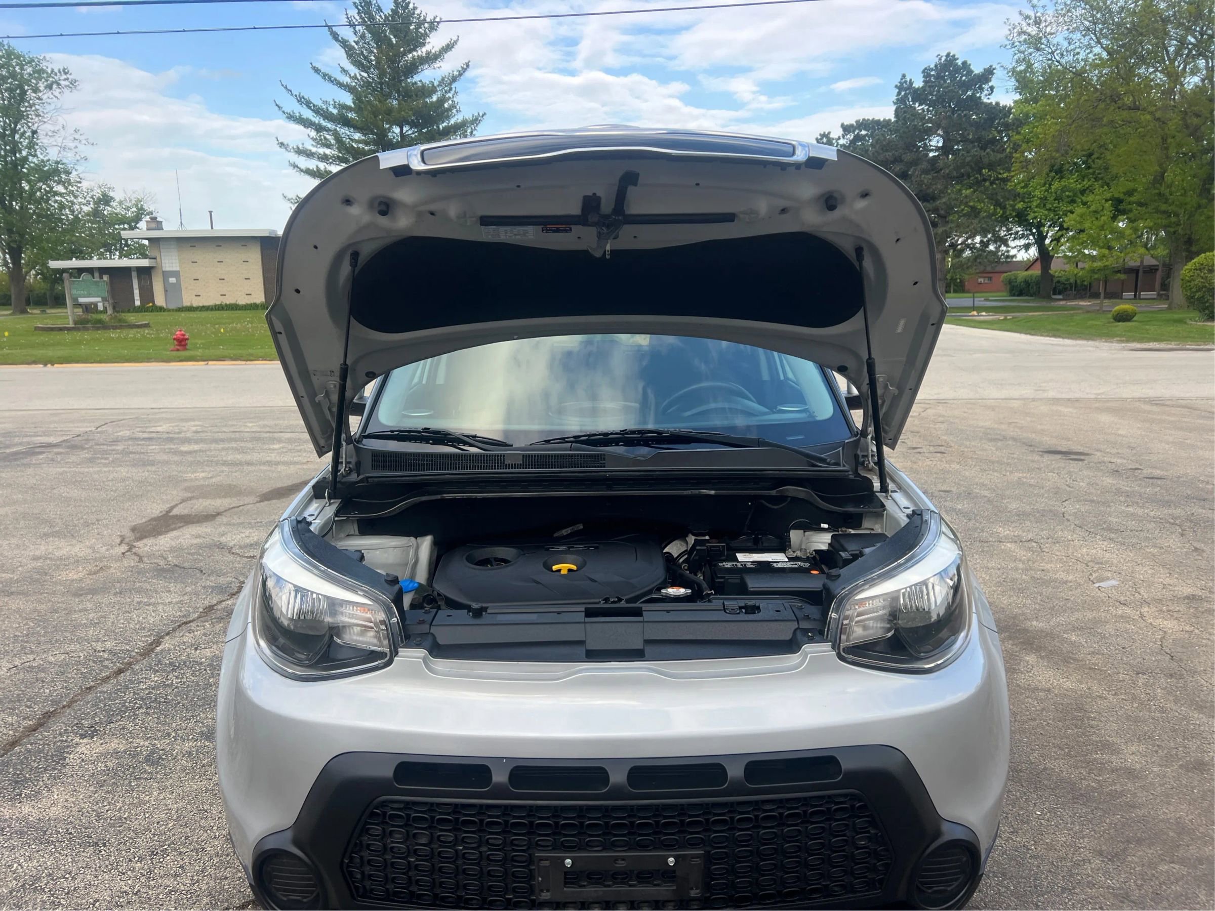 Used 2015 Kia Soul + FWD image 13