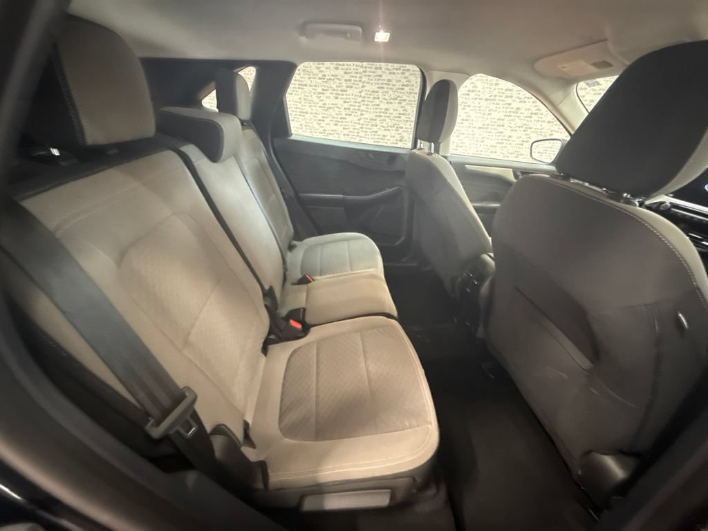 Used 2022 Ford Escape SE w/ Cold Weather Package AWD/4WD image 12