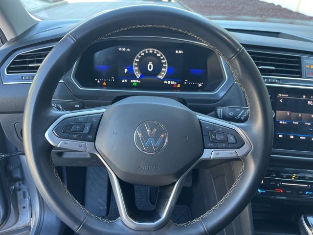 Used 2024 Volkswagen Tiguan SE image 18