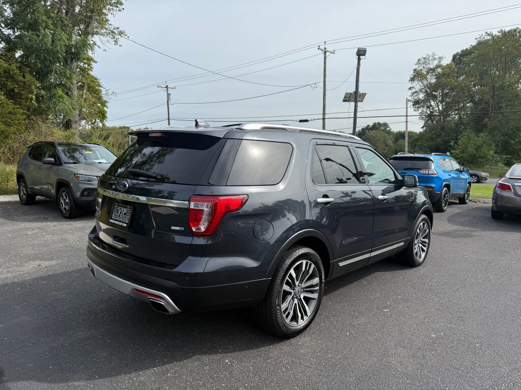 Used 2017 Ford Explorer Platinum image 7