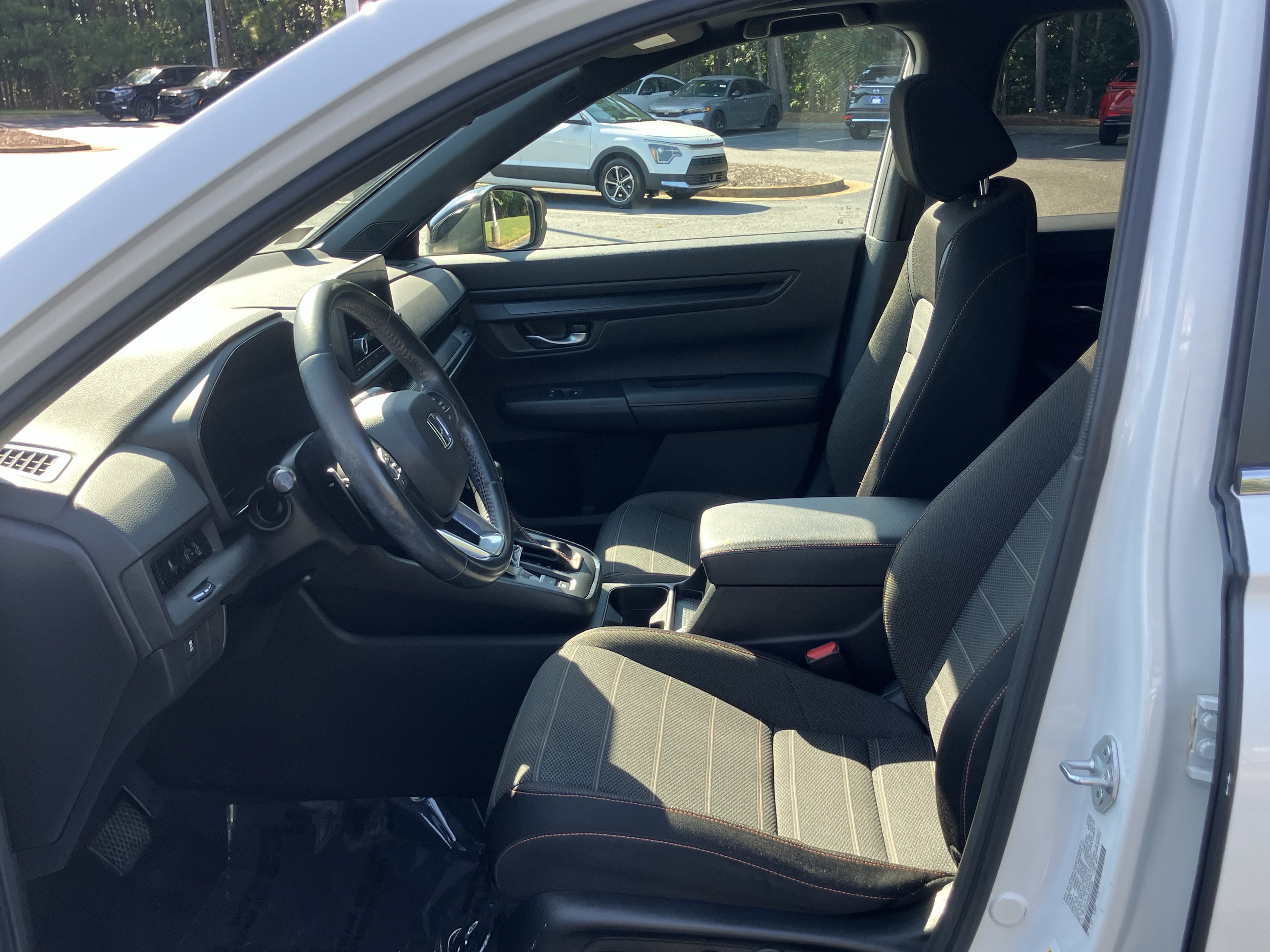 Used 2023 Honda CR-V Sport image 16
