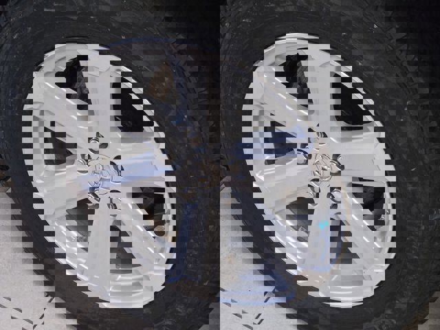 Used 2010 Toyota Highlander SE image 15