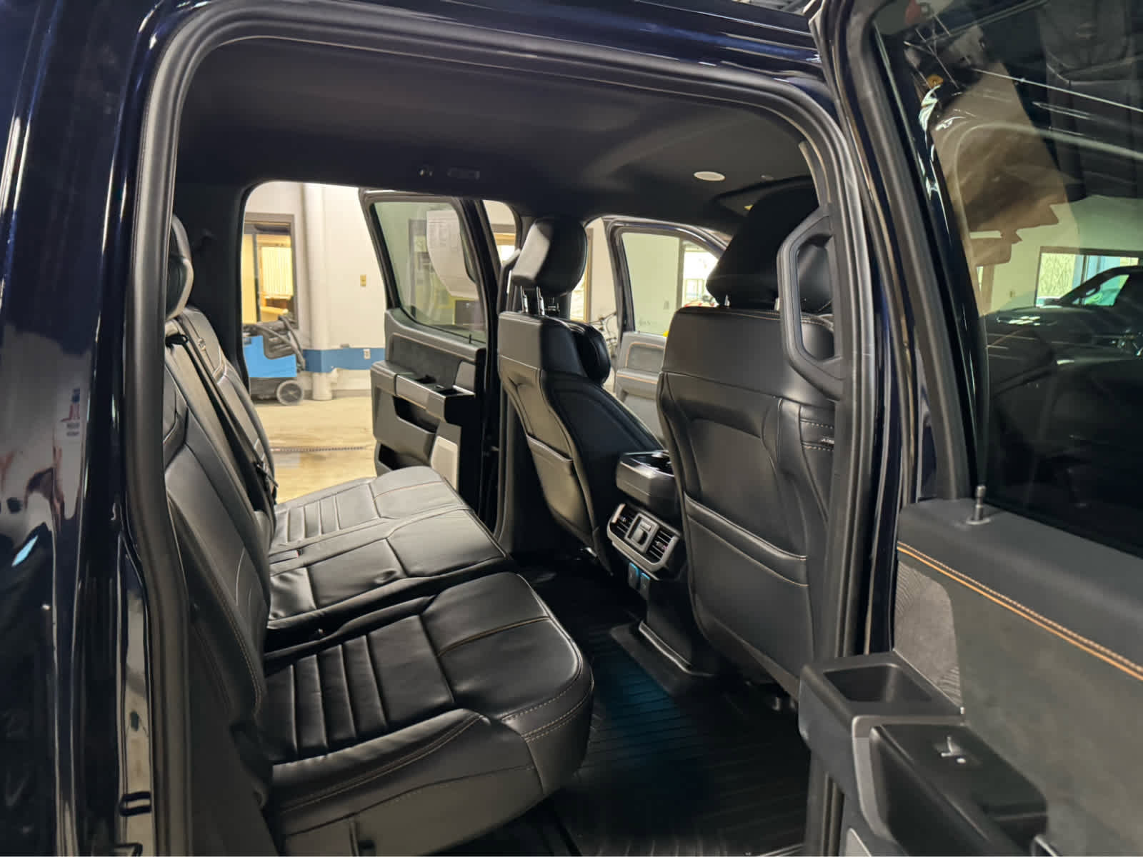 Used 2022 Ford F150 Platinum w/ Equipment Group 701A High image 10