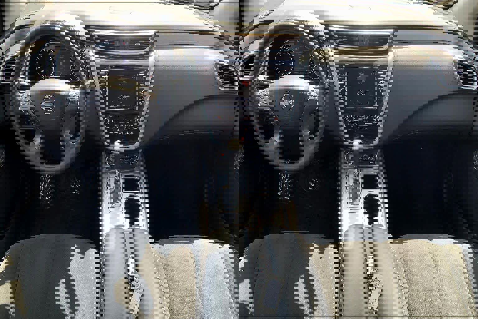 Used 2023 Nissan Murano S image 15