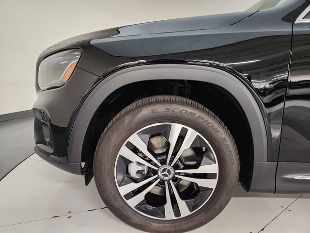 Used 2025 Mercedes-Benz GLB 250 GLB 250 image 11