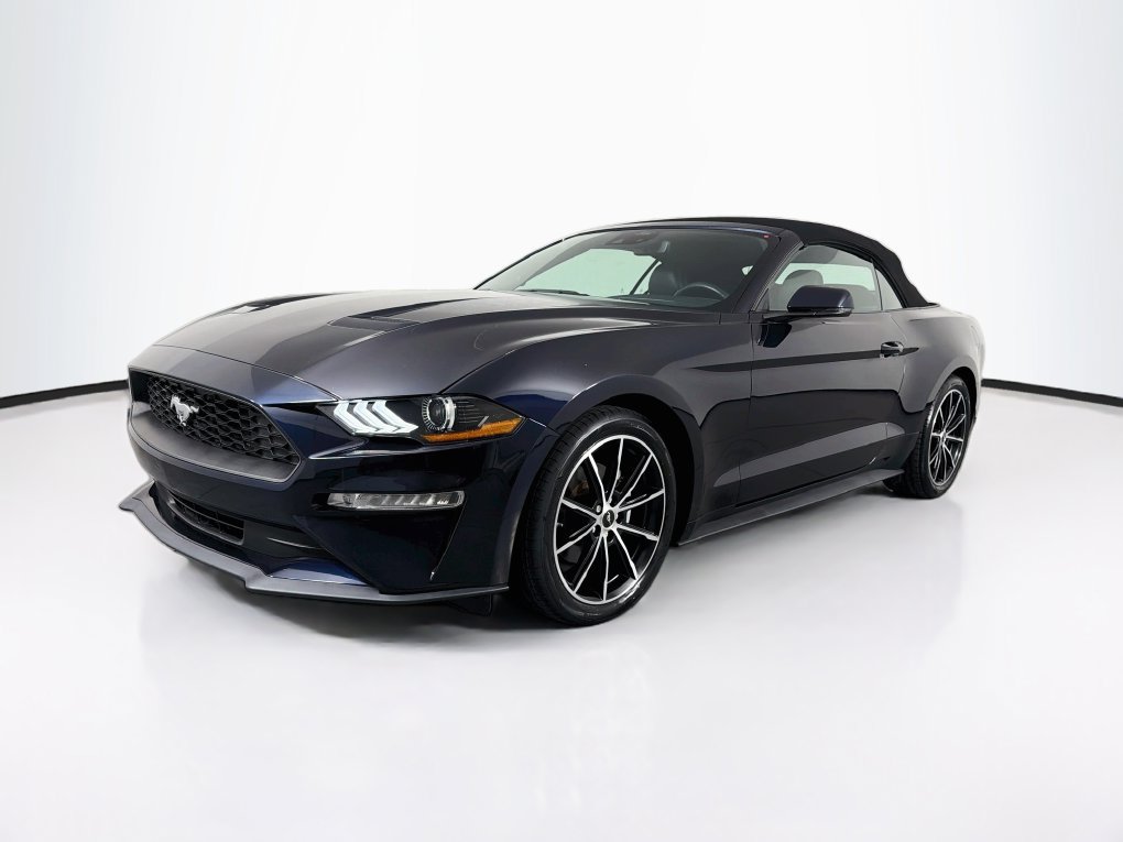 Used 2021 Ford Mustang Premium w/ Equipment Group 201A RWD image 3