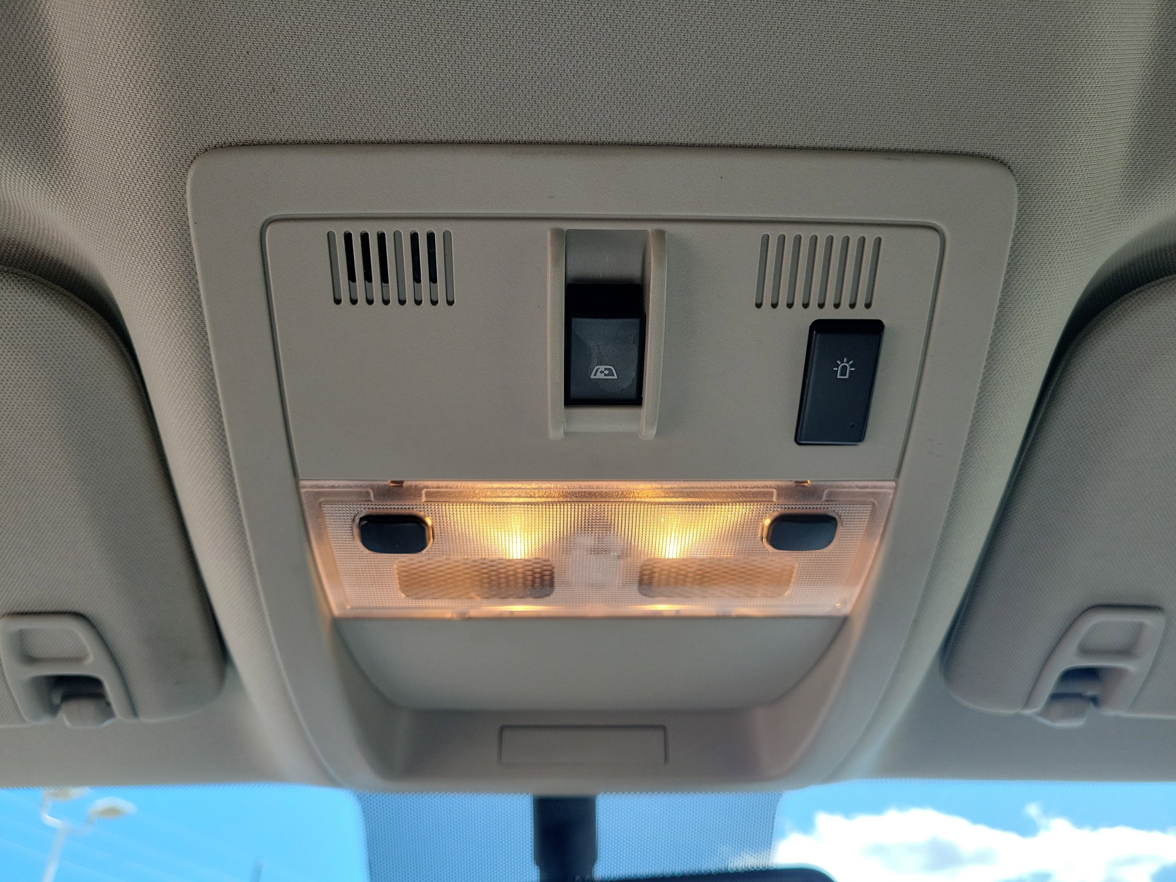 Used 2013 GMC Sierra 2500 SLT w/ SLT Convenience Package AWD/4WD image 29