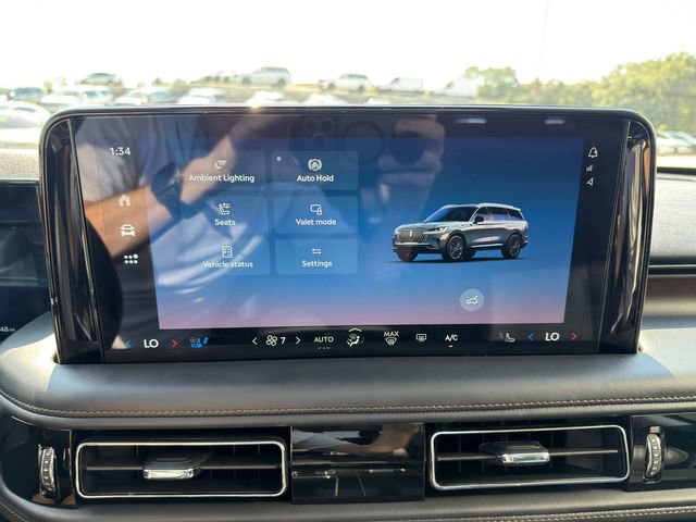 Used 2025 Lincoln Aviator Reserve w/ Equipment Group 201A image 32