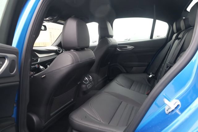 New 2025 Alfa Romeo Giulia RWD image 19