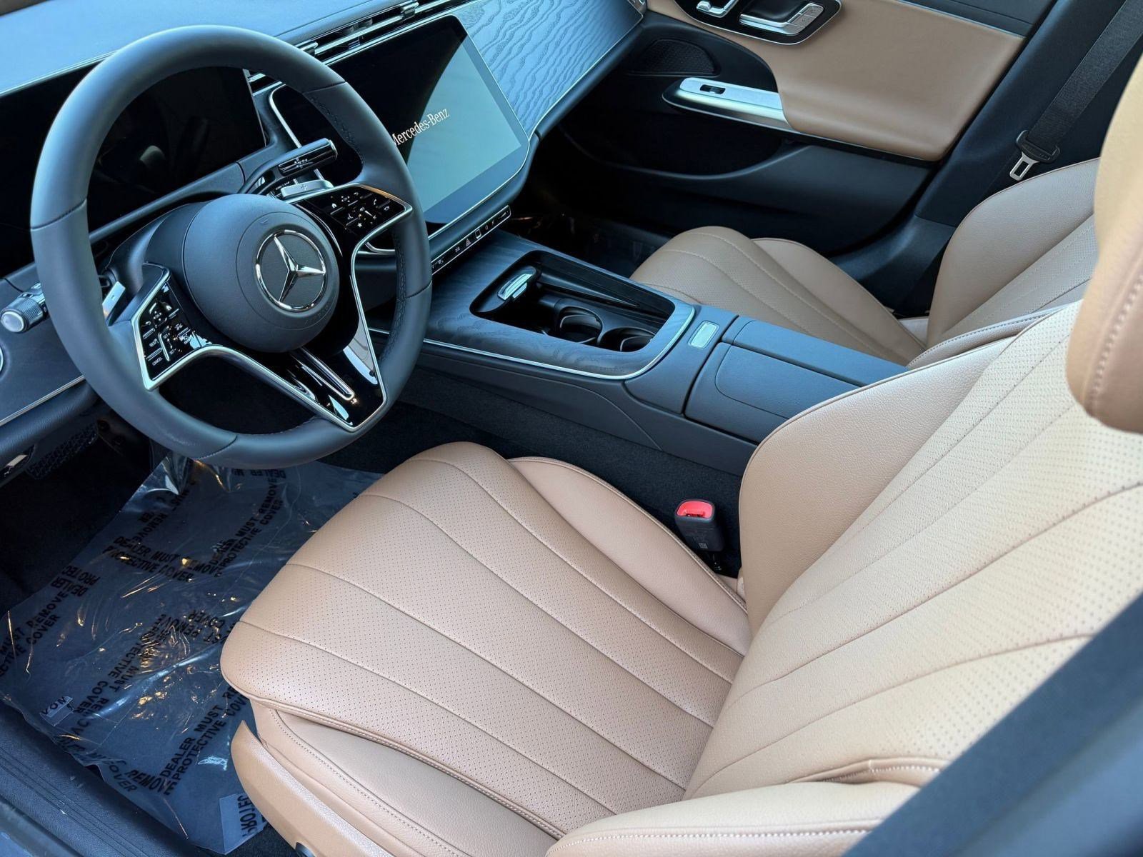 New 2026 Mercedes-Benz E 350 4MATIC Sedan image 4