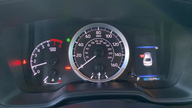 Used 2020 Toyota Corolla LE image 29