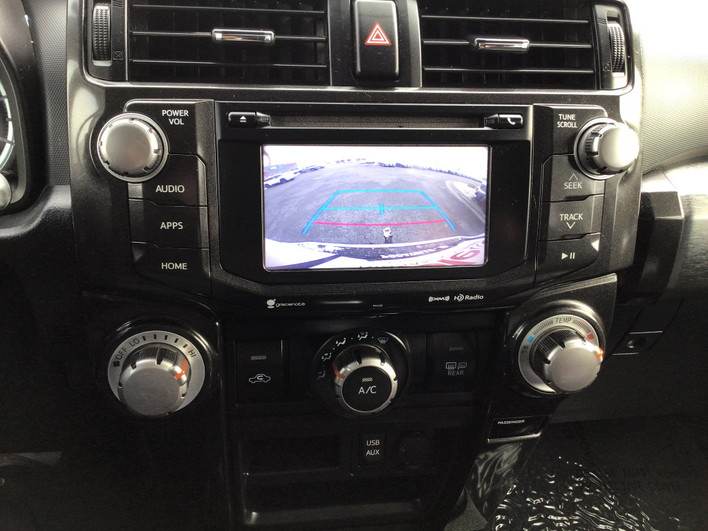 Used 2018 Toyota 4Runner TRD Off-Road image 9