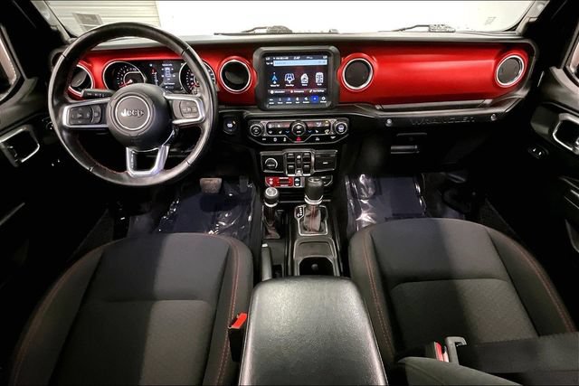 Used 2022 Jeep Wrangler Unlimited Rubicon w/ Dual Top Group AWD/4WD image 17