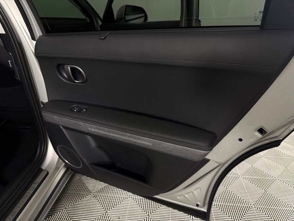Used 2026 Hyundai Ioniq 5 Limited RWD image 32