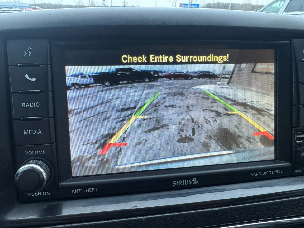 Used 2015 Chrysler Town & Country Touring w/ Driver Convenience Group image 21