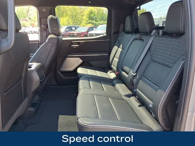 Used 2024 GMC Sierra EV Denali AWD/4WD image 18