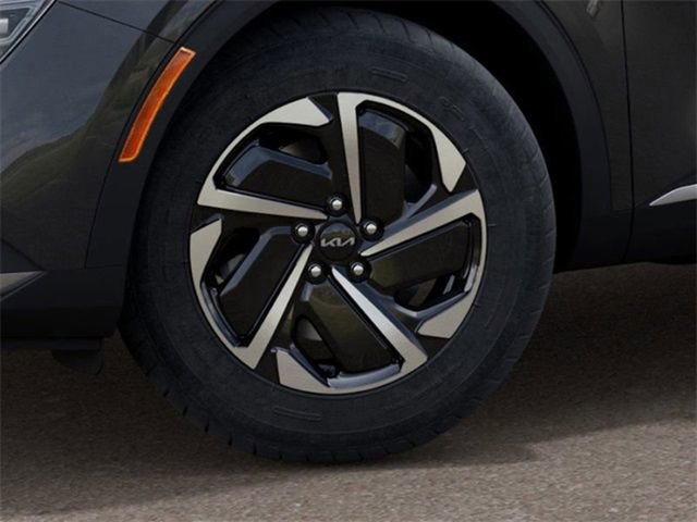 Certified 2025 Kia Sportage LX image 9