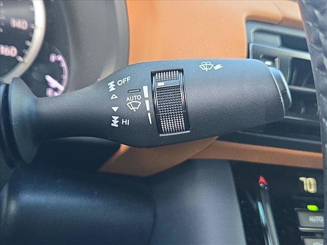 Used 2024 Lexus IS 300 w/ Comfort Package RWD image 16