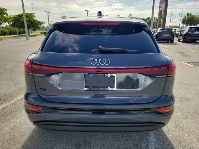Certified 2025 Audi Q6 e-tron Premium Plus w/ Premium Plus RWD image 6