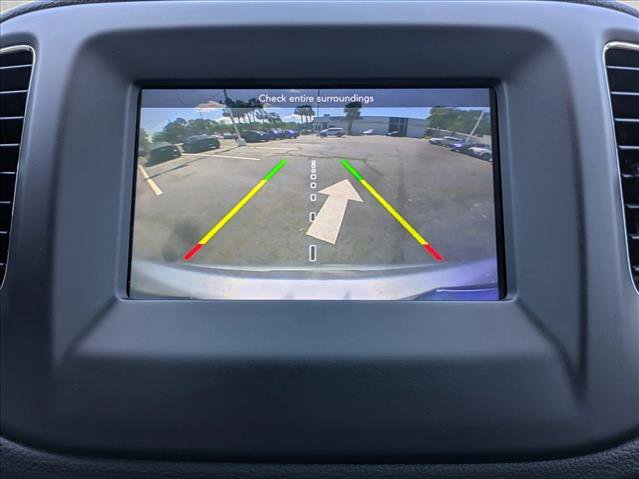 Used 2018 Jeep Compass Latitude w/ Popular Equipment Group FWD image 15