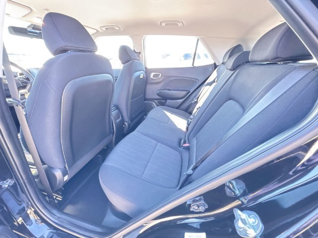 Used 2026 Hyundai Venue SE FWD image 19