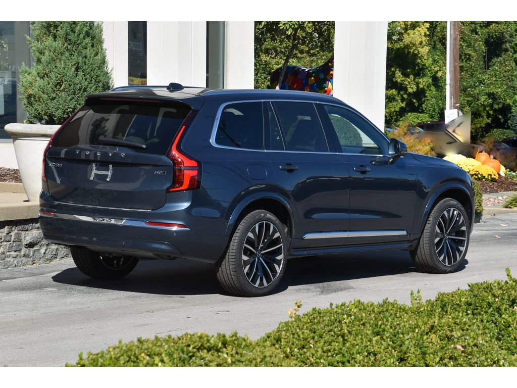 New 2026 Volvo XC90 B6 Plus w/ Protection Package Premier image 4