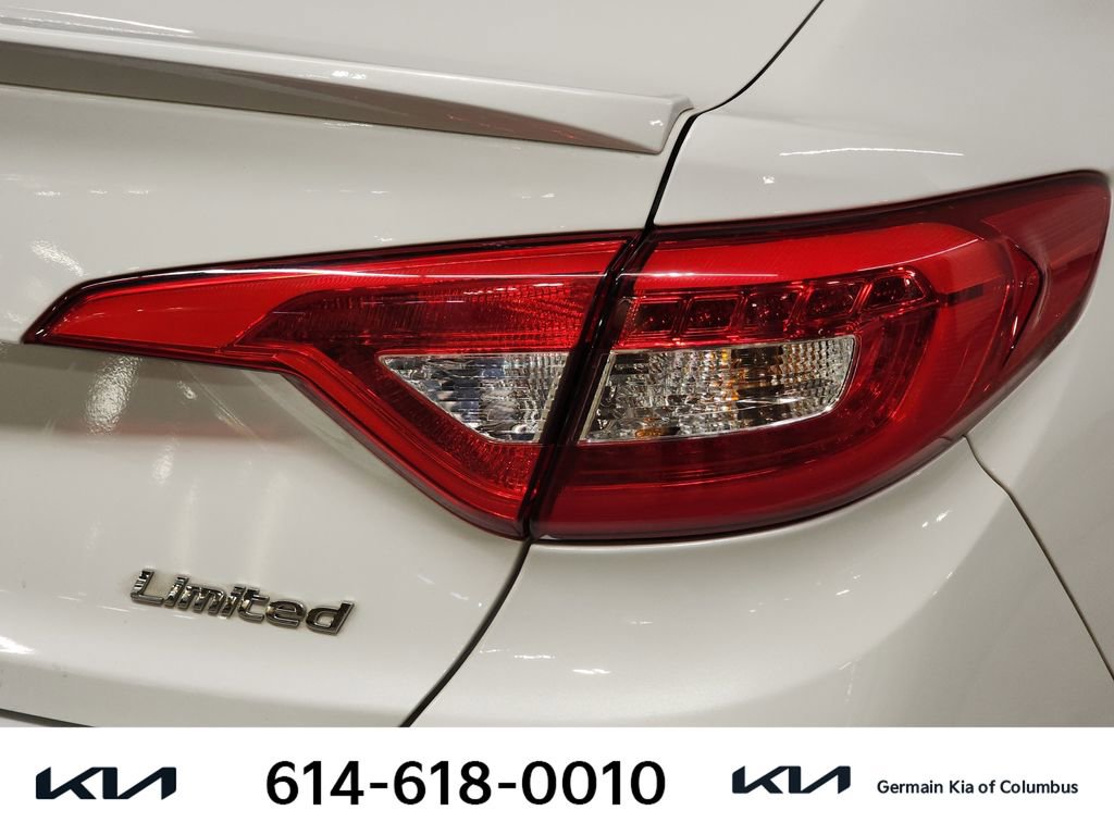 Used 2016 Hyundai Sonata Limited w/ Option Group 04 image 16