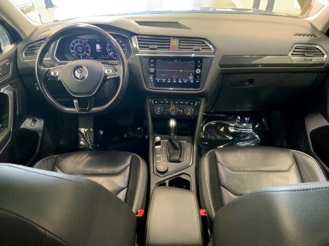 Used 2019 Volkswagen Tiguan SEL Premium image 9