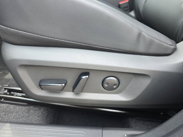 New 2026 Nissan Rogue Dark Armor AWD/4WD image 19