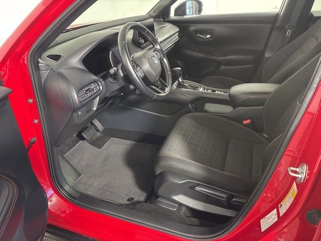 Used 2025 Honda HR-V Sport image 12