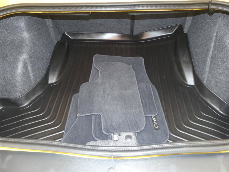 Used 2012 Dodge Challenger R/T RWD image 24