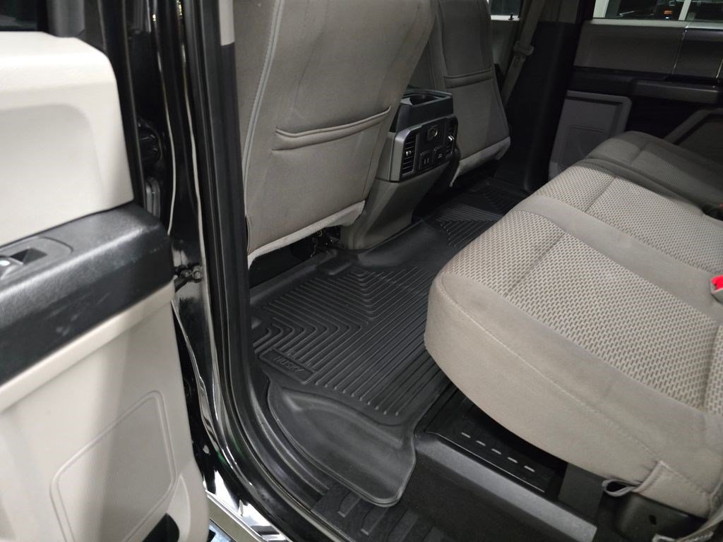 Used 2019 Ford F250 XLT w/ XLT Premium Package AWD/4WD image 36