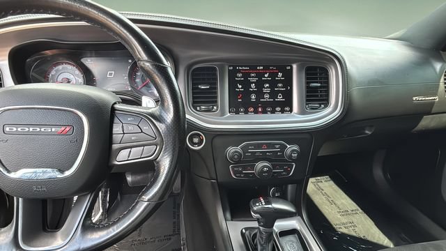 Used 2022 Dodge Charger R/T w/ Plus Group RWD image 11