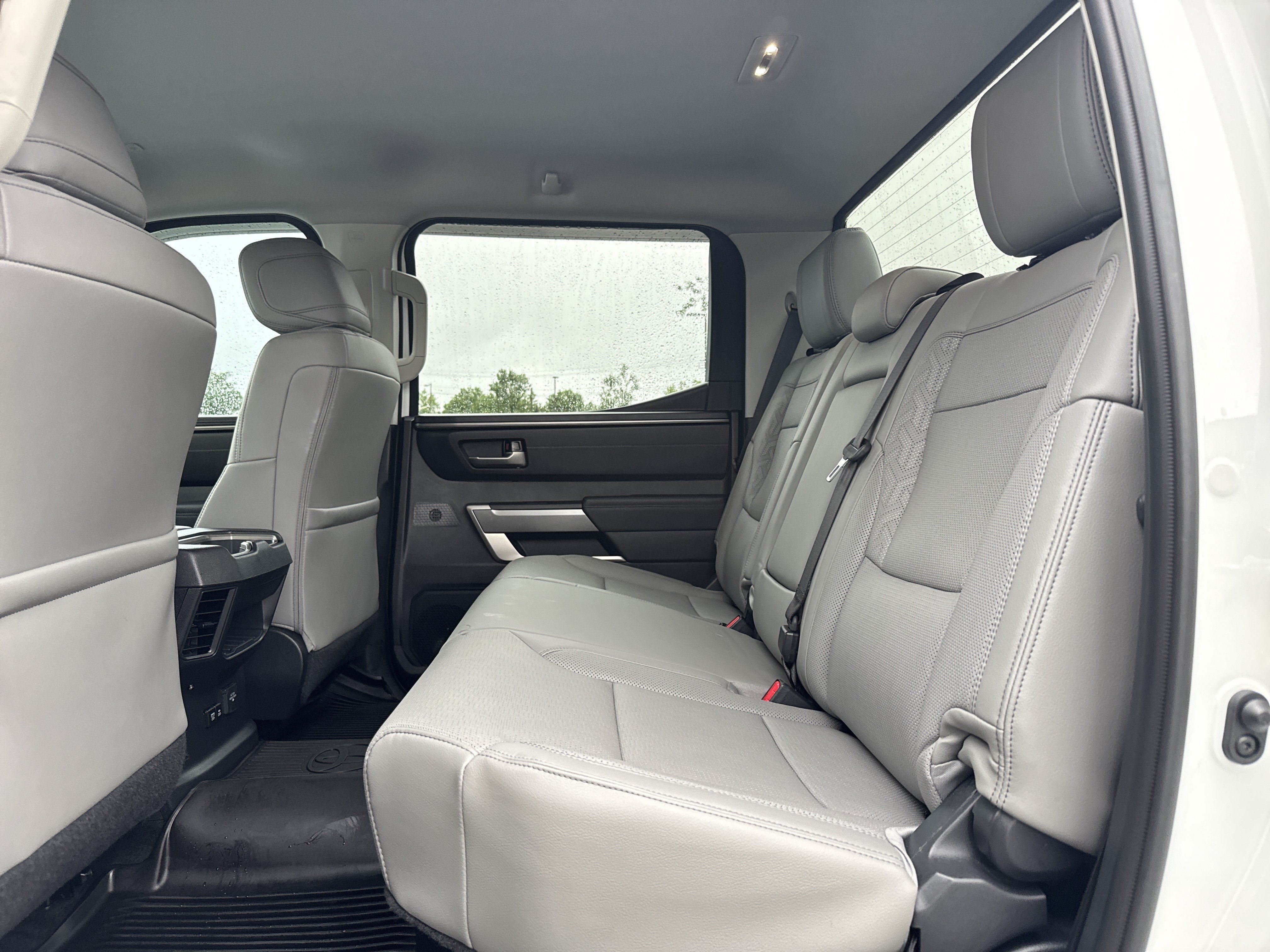 Used 2024 Toyota Tundra SR5 w/ SR5 Premium Package AWD/4WD image 29