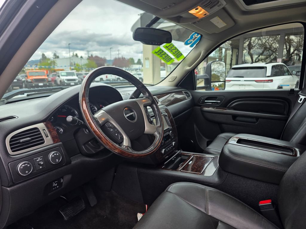 Used 2013 GMC Sierra 2500 Denali image 9