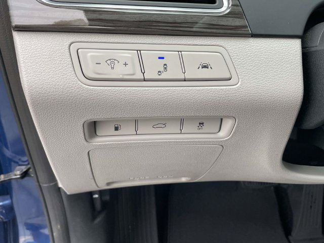 Used 2015 Hyundai Sonata Limited w/ Option Group 06 FWD image 20