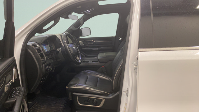 Used 2019 RAM 1500 Limited AWD/4WD image 16