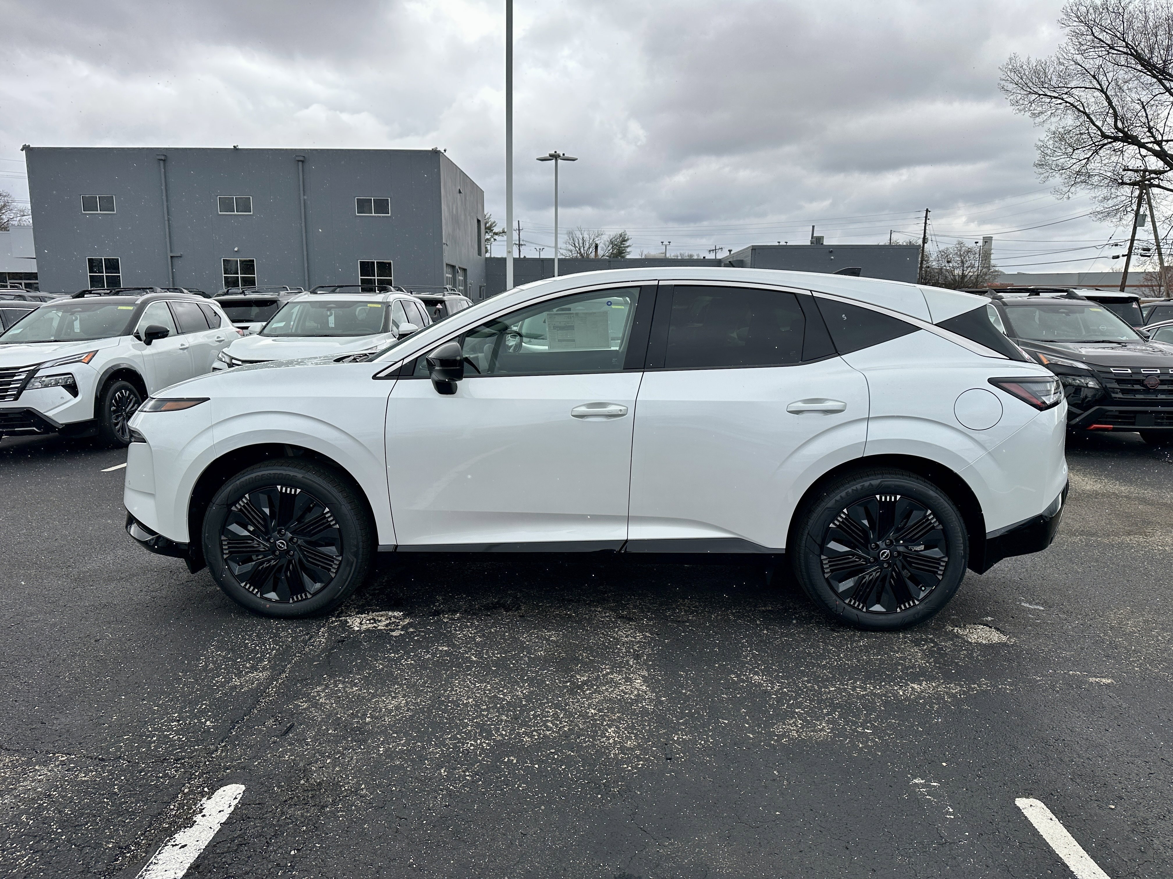 New 2026 Nissan Murano Platinum image 8