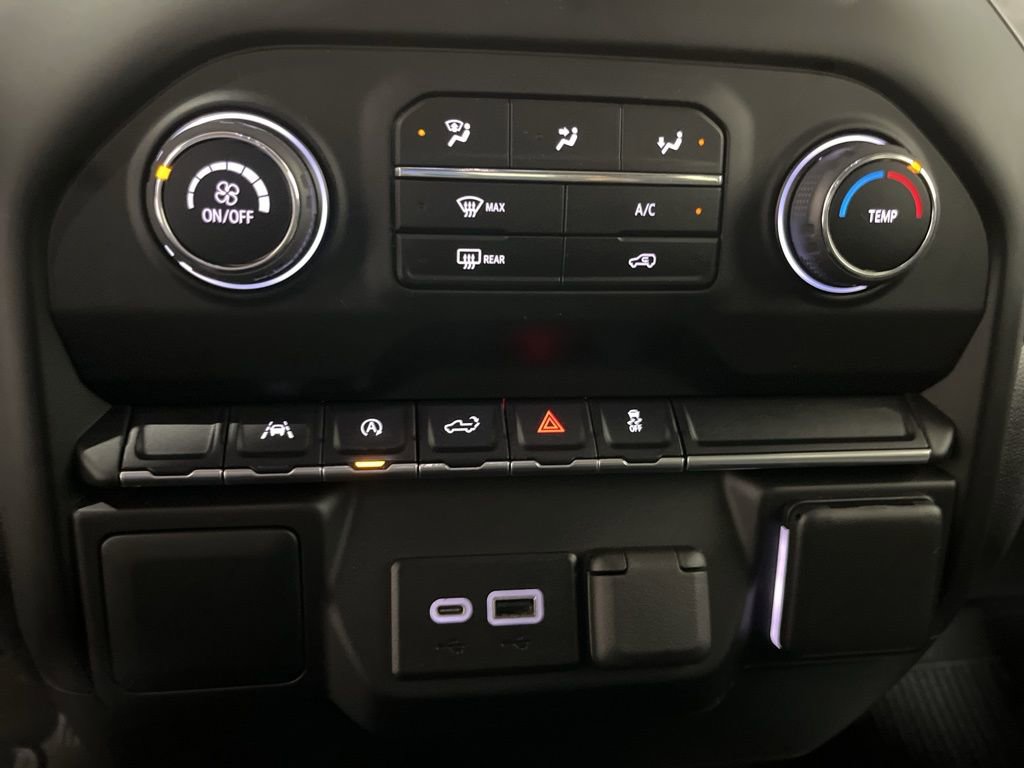 Certified 2022 Chevrolet Silverado 1500 Custom AWD/4WD image 23