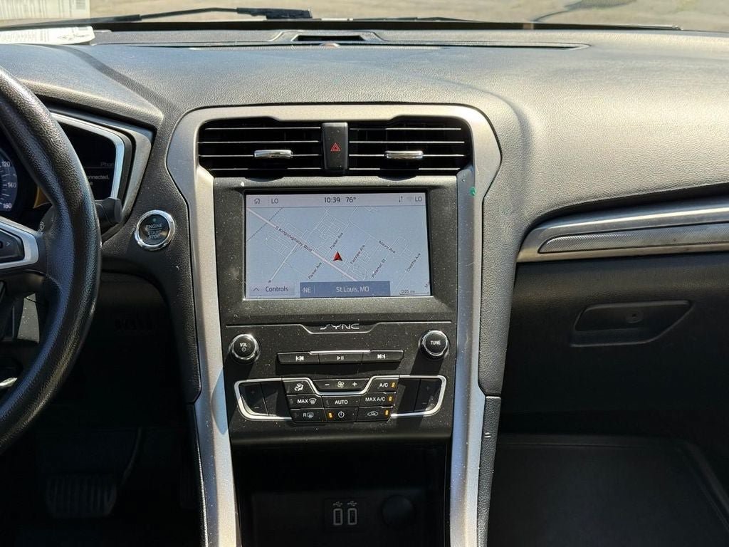 Used 2020 Ford Fusion S FWD image 13