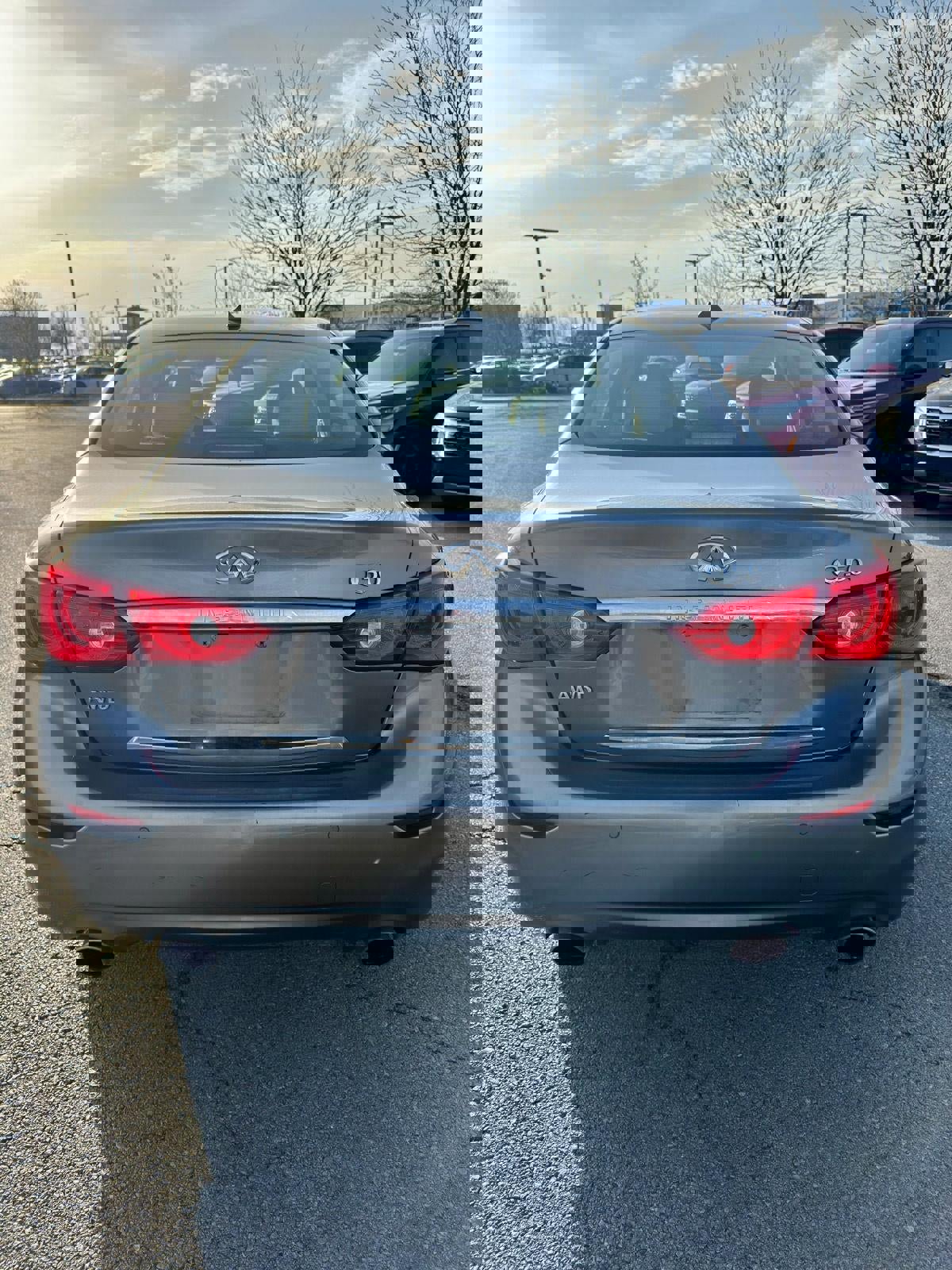 Used 2016 INFINITI Q50 Premium w/ Driver Assistance Package image 4