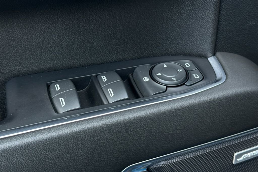 Certified 2022 Chevrolet Silverado 1500 LT Trail Boss w/ Convenience Package II image 12