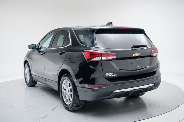 Used 2023 Chevrolet Equinox LT image 3
