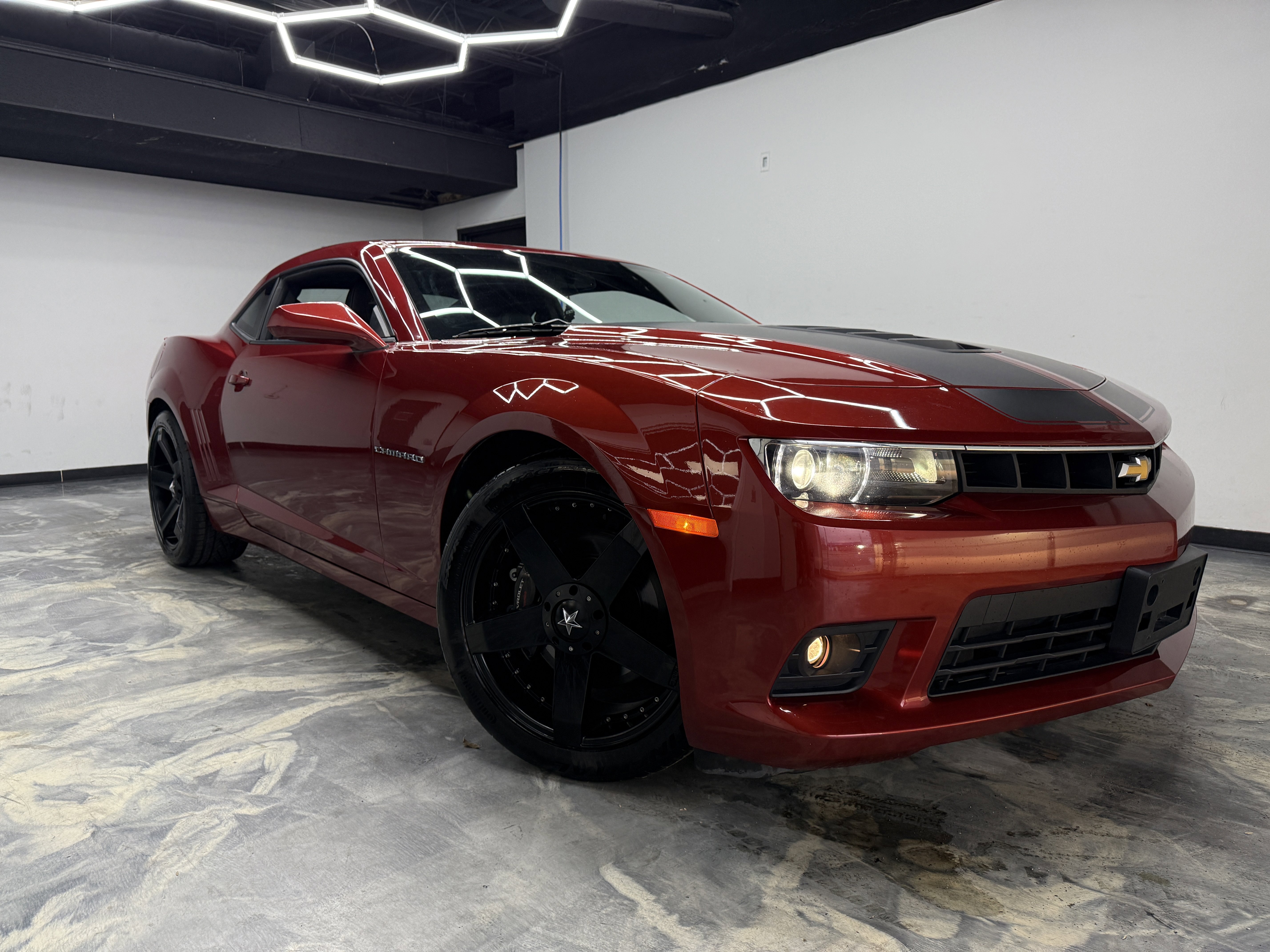 Used 2014 Chevrolet Camaro SS image 6