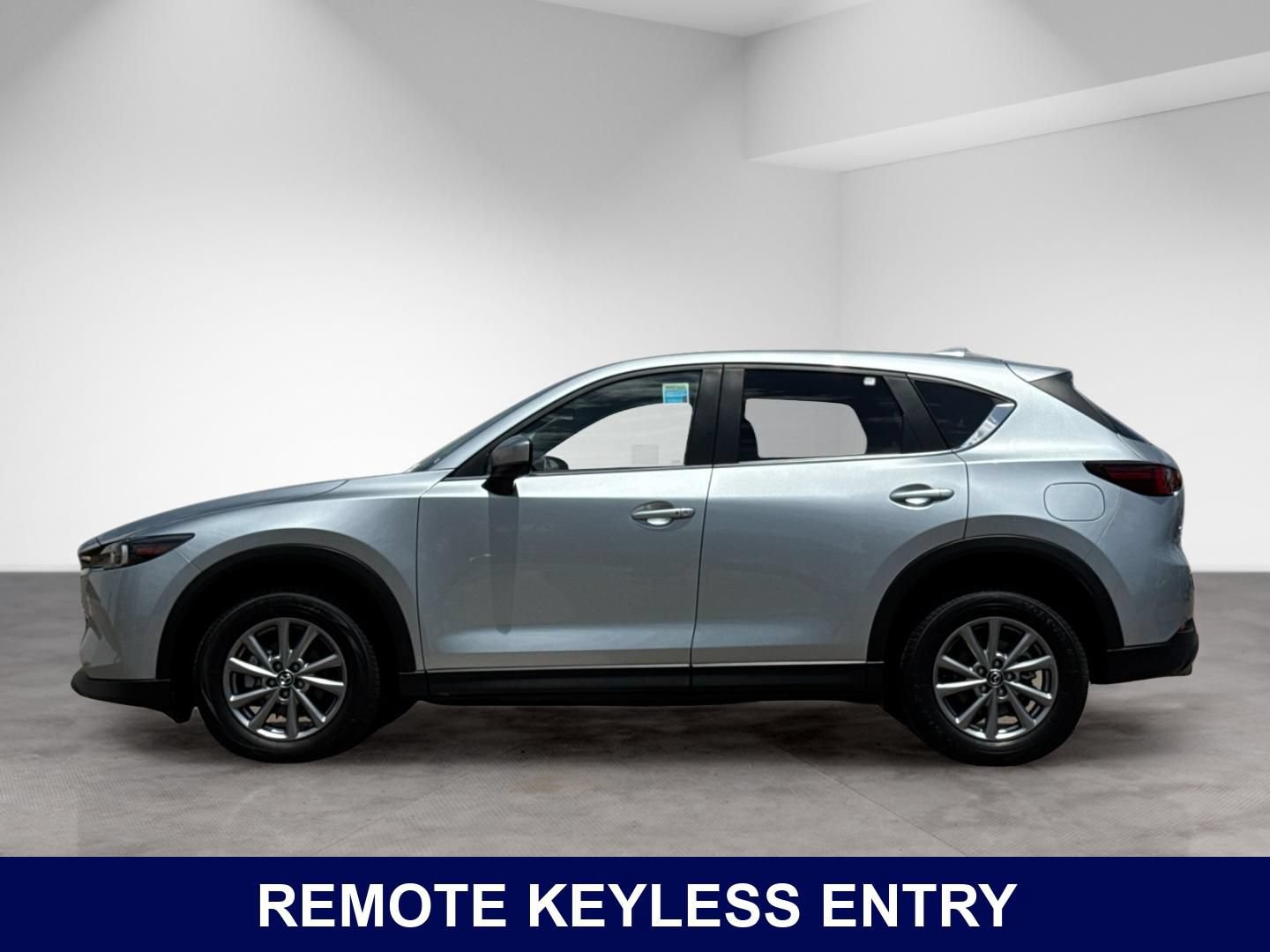Used 2023 MAZDA CX-5 AWD 2.5 S w/ Select Package image 3