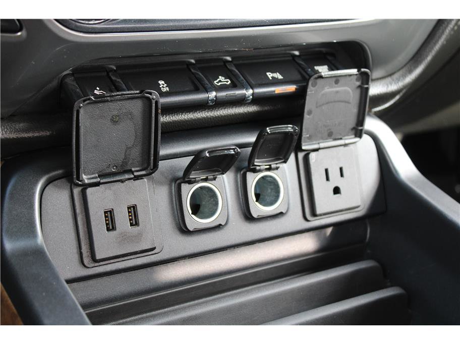 Used 2018 Chevrolet Silverado 3500 LTZ w/ Duramax Plus Package image 30