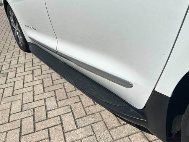 Used 2022 Chrysler Pacifica Pinnacle FWD image 12