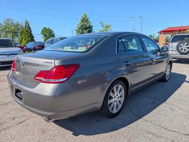 Used 2006 Toyota Avalon Limited FWD image 6
