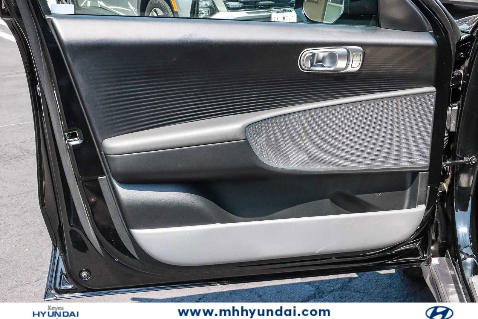 Used 2024 Hyundai Ioniq 6 Limited RWD image 21