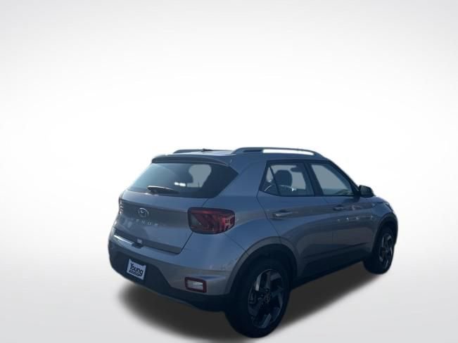 Used 2026 Hyundai Venue SEL image 6